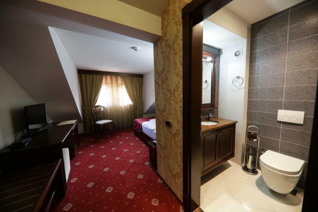 Hotel Kacinari Prizren Oda fotoğraf