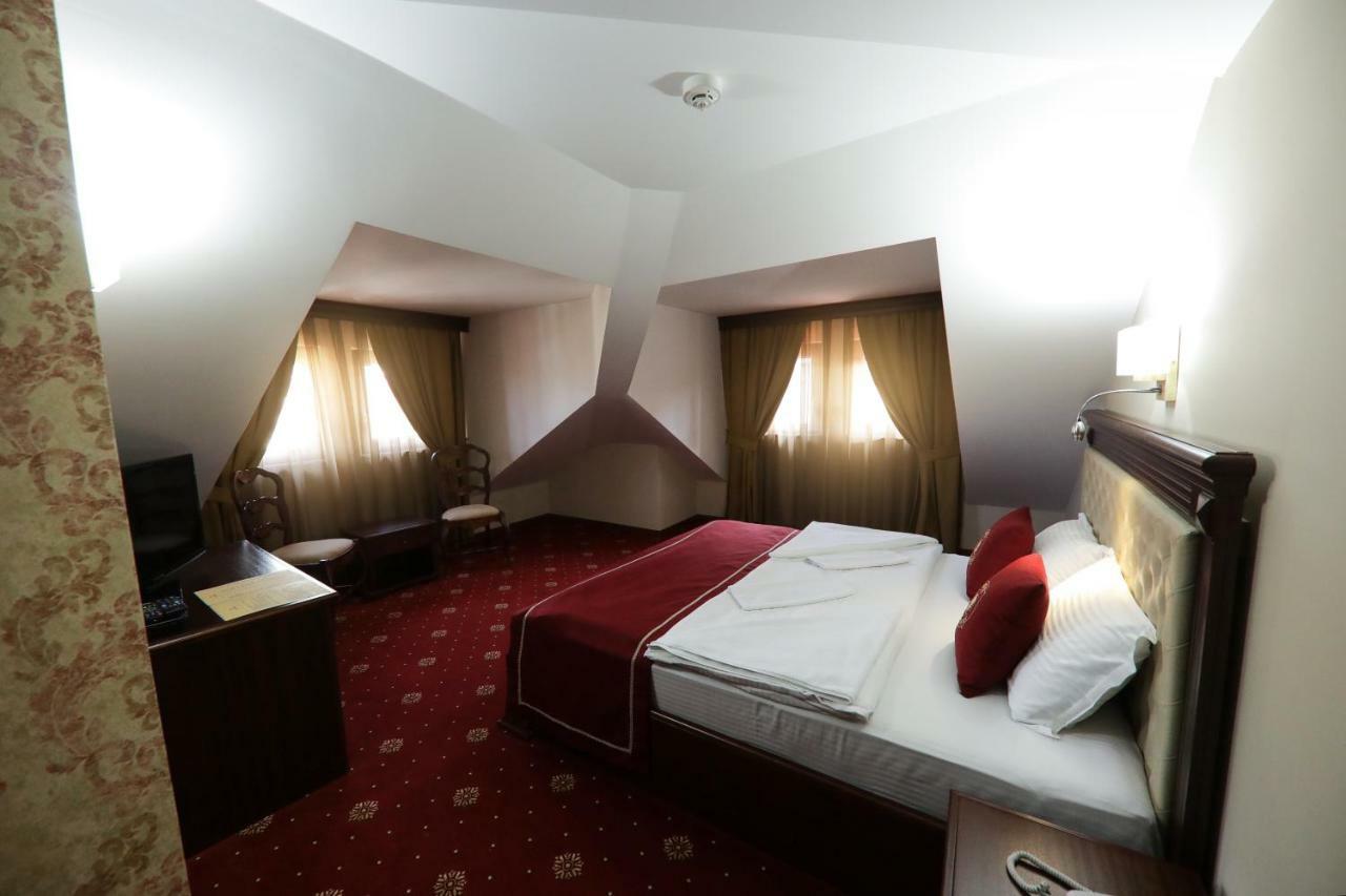 Hotel Kacinari Prizren Oda fotoğraf